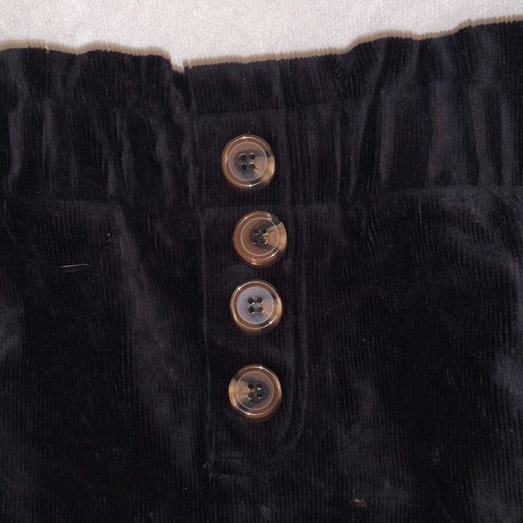 Stretchy “corduroy” high waisted skirt - Picture 2 of 3